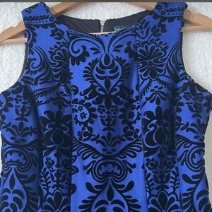 🔥Gabby Skye Women’s Blue and Black Velvet Accented Sleeveless Dress Size 8🔥